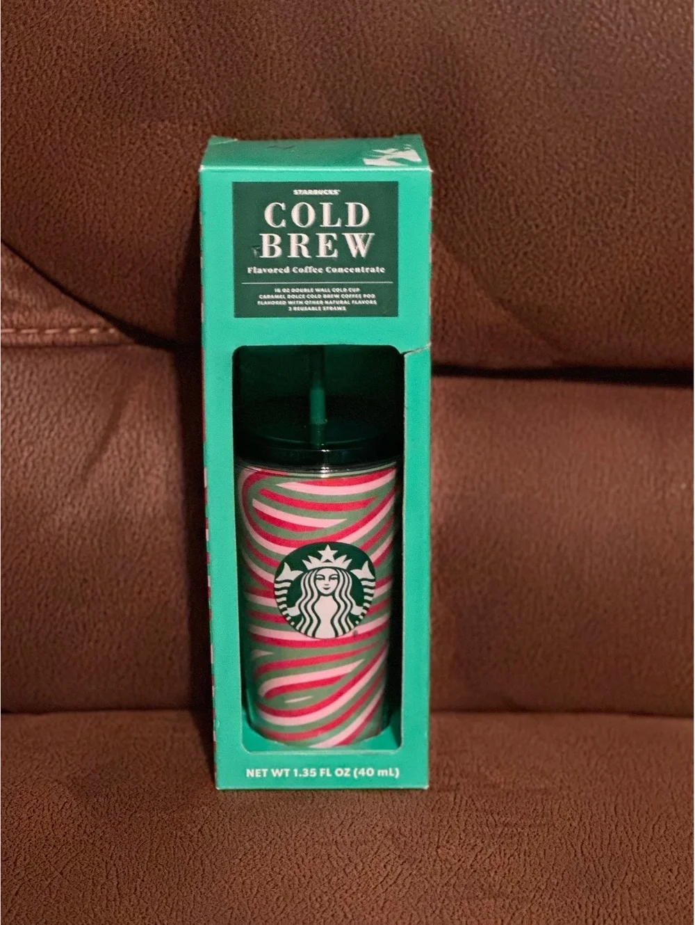 Starbucks Holiday Cold Brew Gift Set 16oz Tumbler Cup & Caramel Dolce Pod